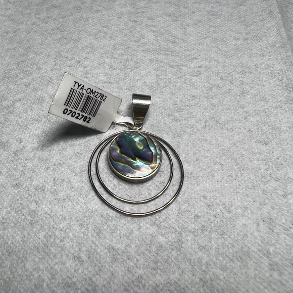 Sterling Silver Abeloni Shell Pendant - Picture 2 of 3